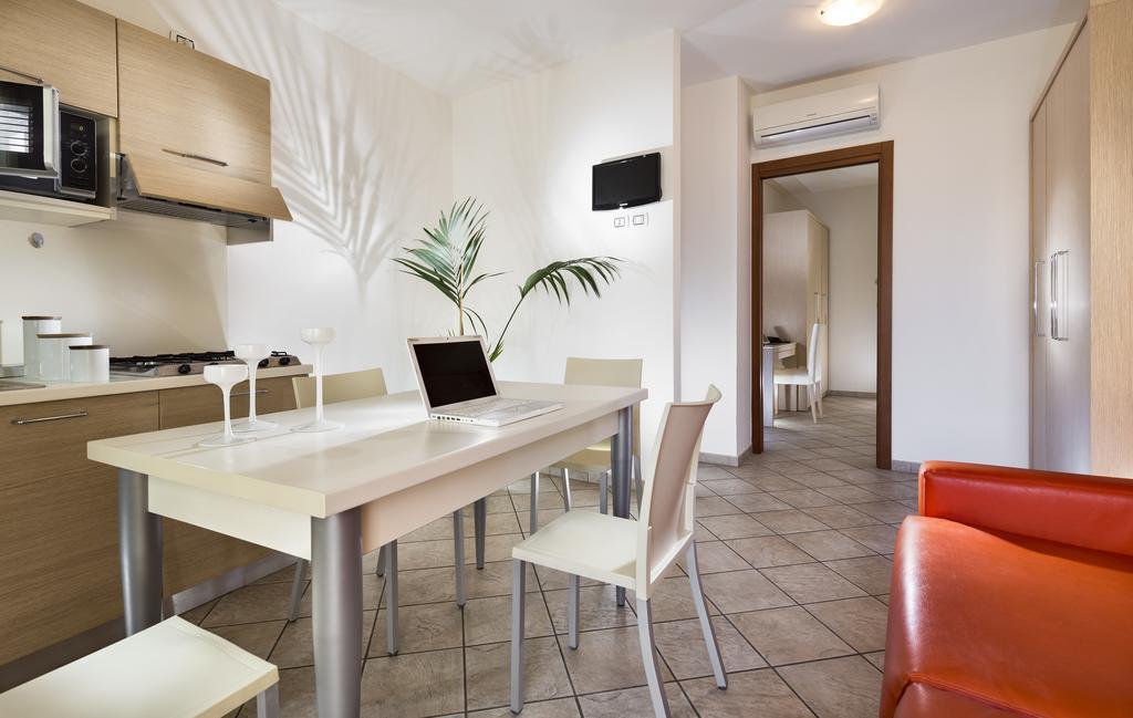 Milano Family Suite Беллария-Иджеа-Марина Экстерьер фото